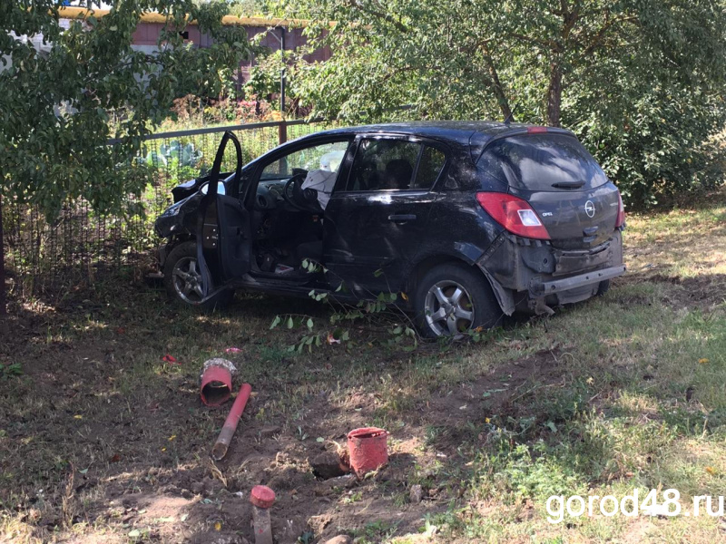 Устроившая аварию в Желтых Песках девушка за год 40 раз попадалась на нарушении правил дорожного движения Устроившая аварию в Желтых Песках девушка за год 40 раз попадалась на нарушении правил дорожного движения