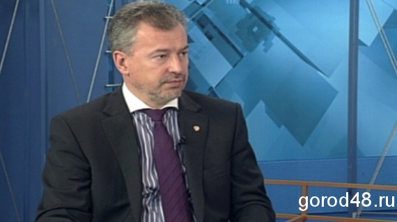 Юрий Таран : "Родители, чьи дети не попали в детский сад, по-прежнему будут получать 5000 рублей . " Юрий Таран : "Родители, чьи дети не попали в детский сад, по-прежнему будут получать 5000 рублей . "
