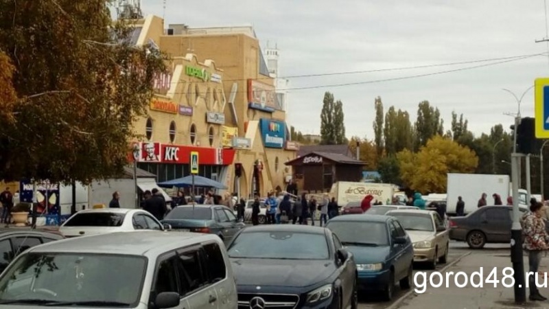 В Липецке будут требовать закрытия восьми торговых центров В Липецке будут требовать закрытия восьми торговых центров