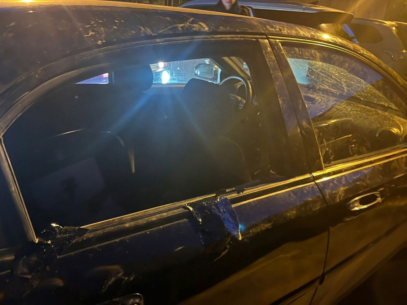 Ревнивец по ошибке разбил автомобиль «Шевроле»