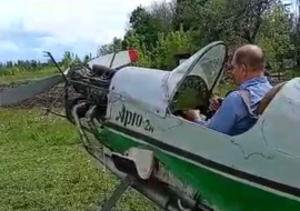 69-летний авиатор вновь хочет подняться в небо на самодельном самолете