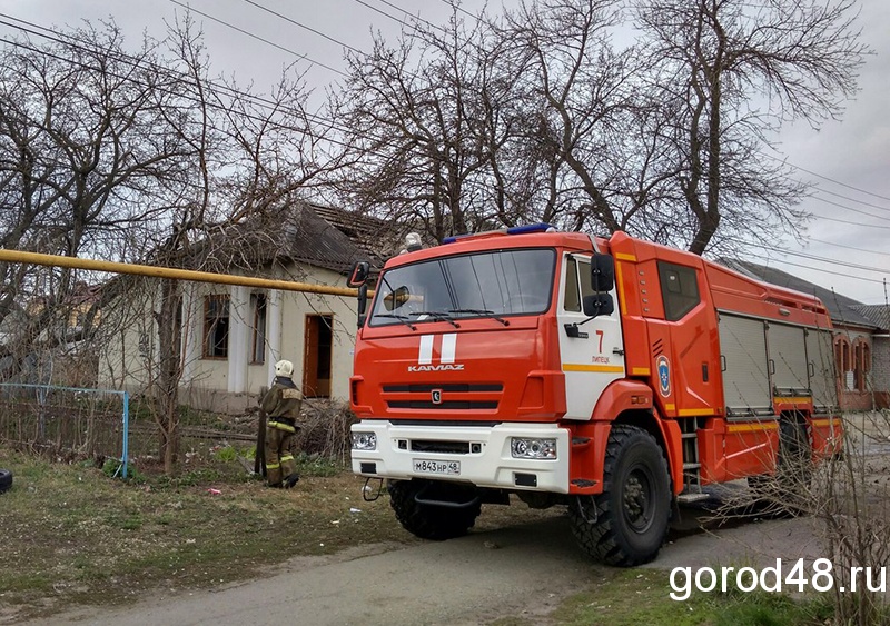 На Соколе горело здание бывшей библиотеки На Соколе горело здание бывшей библиотеки