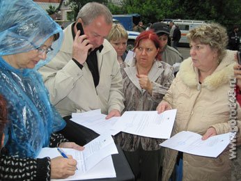 В Липецке работает оперативный штаб по ликвидации последствий стихии В Липецке работает оперативный штаб по ликвидации последствий стихии