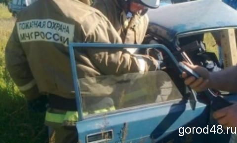 «ВАЗ-2107» опрокинулся под Липецком «ВАЗ-2107» опрокинулся под Липецком