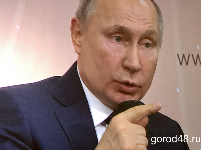 В администрации Липецкого района о нуждах большой семьи Ефановых узнали из встречи с Путиным В администрации Липецкого района о нуждах большой семьи Ефановых узнали из встречи с Путиным