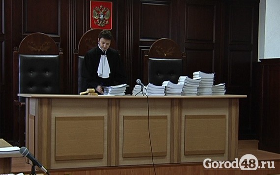 В Липецке судят наркоторговцев В Липецке судят наркоторговцев