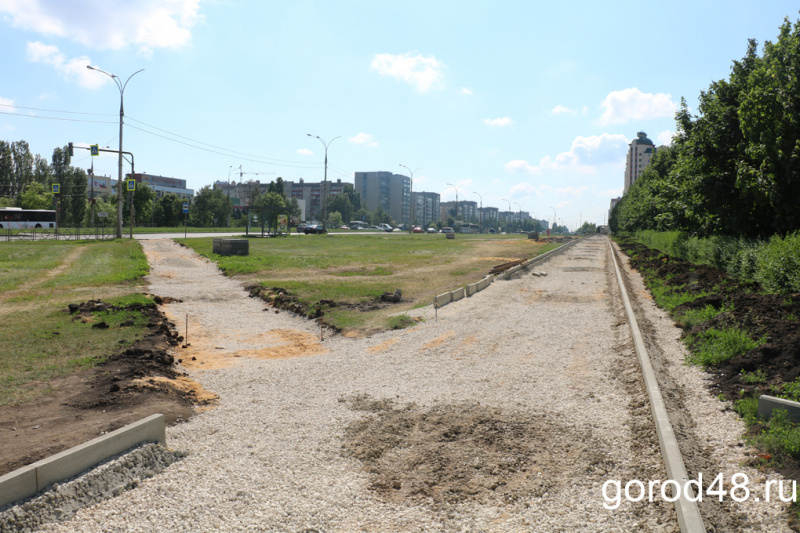 Новые аллеи и пешеходные зоны обустраивают на улице Московской и в Юго-Западной части города Новые аллеи и пешеходные зоны обустраивают на улице Московской и в Юго-Западной части города