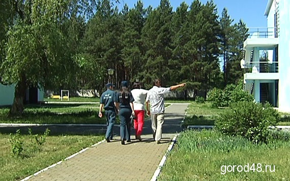В Липецке проверяют летние лагеря В Липецке проверяют летние лагеря