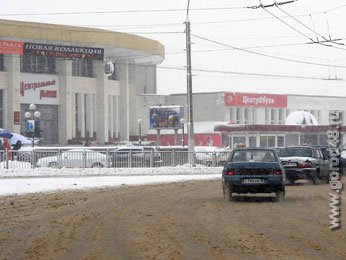 Центральный рынок эвакуировали Центральный рынок эвакуировали