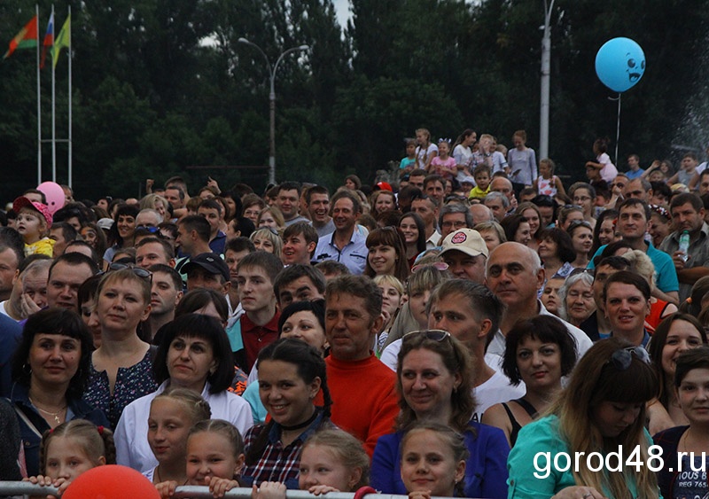 Липчане будут голосовать светом фонарика или телефона Липчане будут голосовать светом фонарика или телефона
