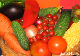 В июне в Липецкой области дешевели помидоры, но заметно дорожали картофель и морковь