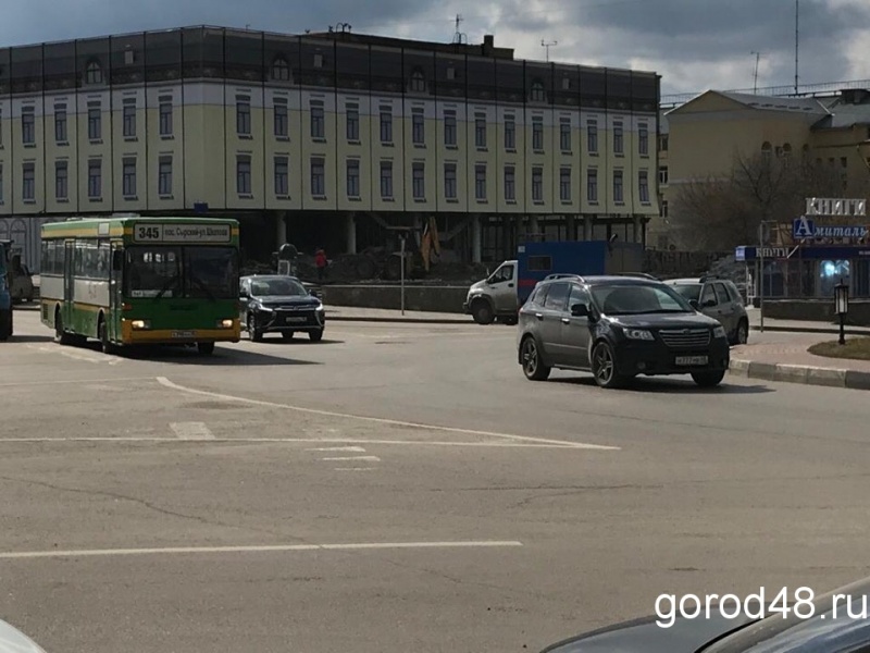 Липчан ждут на обсуждение судьбы ЦУМа и долгостроев Липчан ждут на обсуждение судьбы ЦУМа и долгостроев
