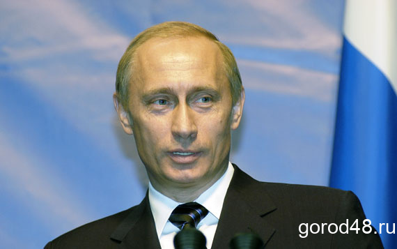 Фига террористам и платочек Берлускони - чем запомнились визиты Владимира Путина в Липецкую область Фига террористам и платочек Берлускони - чем запомнились визиты Владимира Путина в Липецкую область