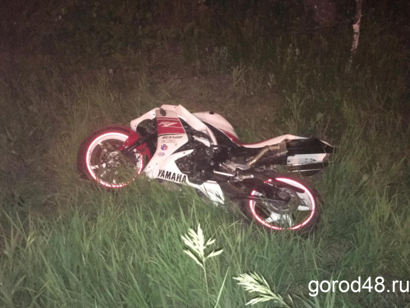 19-летний мотоциклист и его пассажирка попали в больницу после ДТП на окраине Липецка 19-летний мотоциклист и его пассажирка попали в больницу после ДТП на окраине Липецка