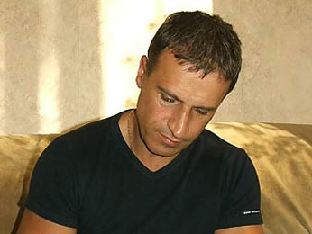 Актер Александр Дедюшко перед смертью купил дом в Липецкой области Актер Александр Дедюшко перед смертью купил дом в Липецкой области