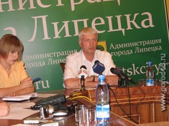 В Липецке в декабре откроется многофункциональный центр, действующий по принципу «одного окна» В Липецке в декабре откроется многофункциональный центр, действующий по принципу «одного окна»