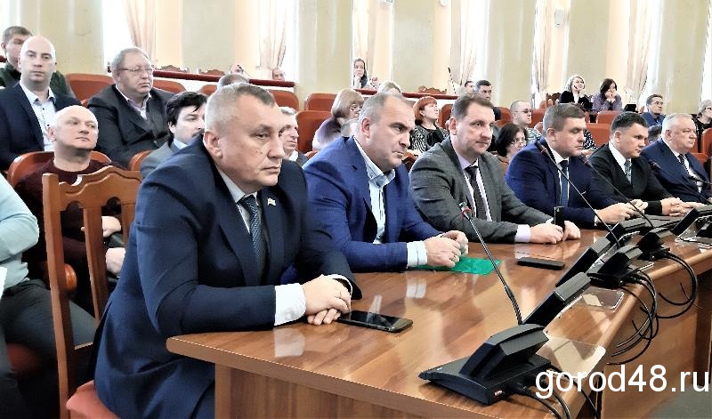 Игорь Артамонов напугал руководителей «управляшек» отъемом у них бизнеса цивилизованным способом Игорь Артамонов напугал руководителей «управляшек» отъемом у них бизнеса цивилизованным способом