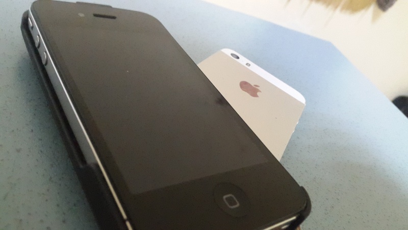 В Москве iPhone 11 продали за билеты «банка приколов» В Москве iPhone 11 продали за билеты «банка приколов»