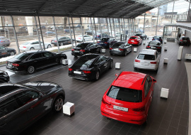Автодилеры не прогнозируют снижение стоимости авто из-за укрепления рубля