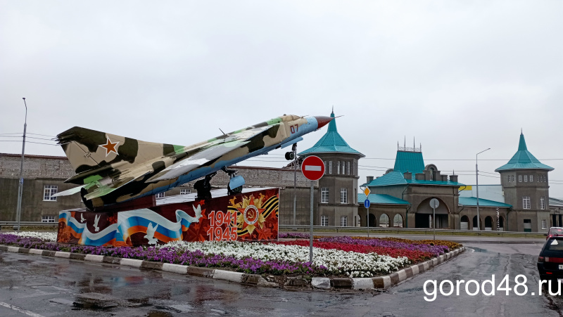 Липецк задонск. Задонск ОЭЗ. Задонск город. Сцена в городе Задонск. В Задонске построили детскую.