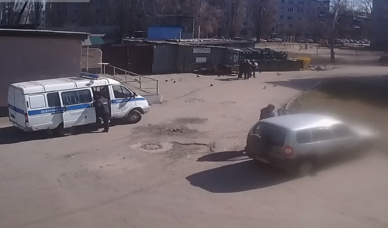 В мусорном контейнере на проспекте Мира нашли труп новорожденной девочки В мусорном контейнере на проспекте Мира нашли труп новорожденной девочки