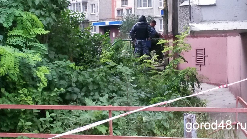 У многоэтажного дома в Липецке нашли боевую гранату: жильцов эвакуировали У многоэтажного дома в Липецке нашли боевую гранату: жильцов эвакуировали