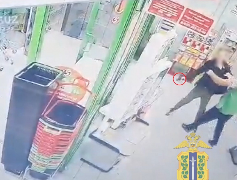 Полицейские задержали жителя Липецка за выстрел в магазине
