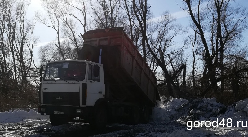 Липчанка жалуется на сокрушительную уборку снега Липчанка жалуется на сокрушительную уборку снега