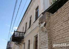 Несколько зданий в Ельце суд обязал взять под охрану как объекты культурного наследия 