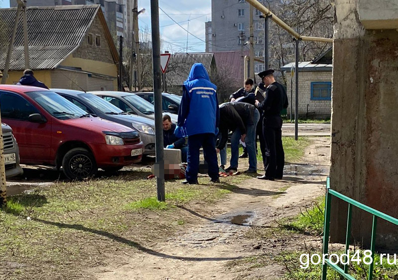 В подвале многоэтажки найден труп