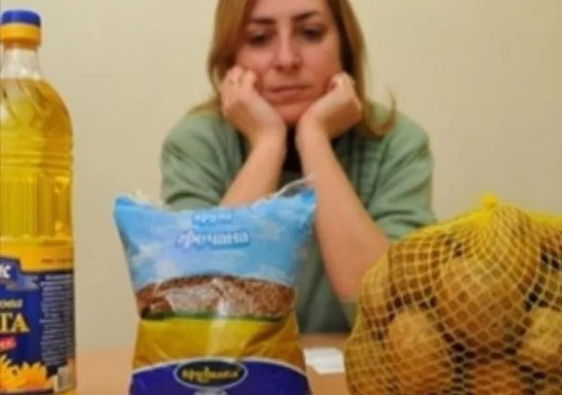 Нам опять говорят, что продукты дешевеют Нам опять говорят, что продукты дешевеют