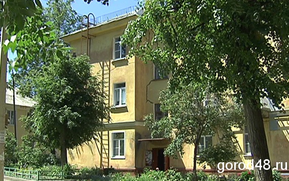 Власти Липецка не могут решить проблемы домов, от которых отказались "управляшки" Власти Липецка не могут решить проблемы домов, от которых отказались "управляшки"