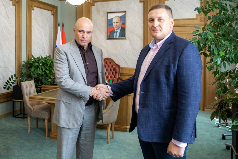 Глава Краснинского района займет пост начальника областного управления сельского хозяйства Глава Краснинского района займет пост начальника областного управления сельского хозяйства
