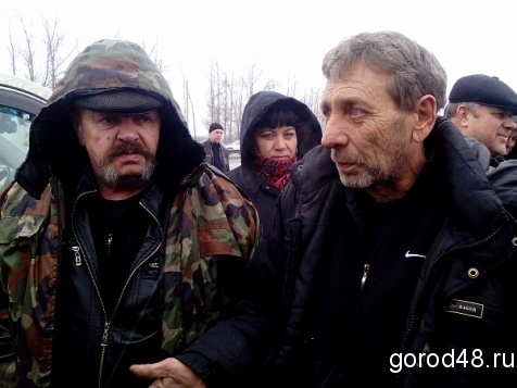 Лидера липецких дальнобойщиков оштрафовали на 500 рублей Лидера липецких дальнобойщиков оштрафовали на 500 рублей