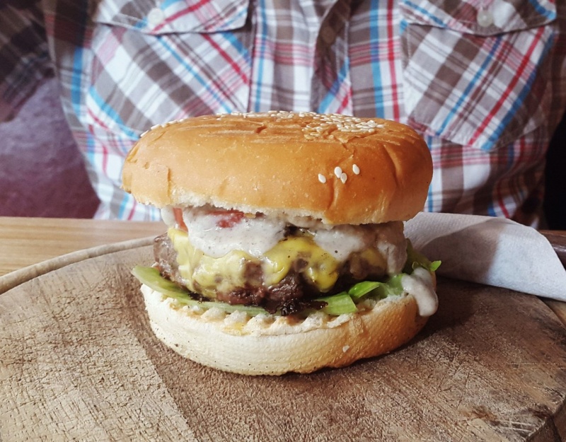 Burger King требует снять фильм «Оно» с проката в России Burger King требует снять фильм «Оно» с проката в России