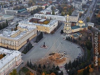 На улице Зегеля – 153 новых знака На улице Зегеля – 153 новых знака