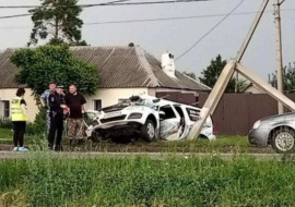 В Ольховце водитель «Ларгуса» снёс столб и погиб