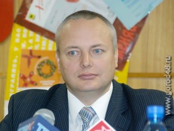 Переселенцу выдали паспорт Переселенцу выдали паспорт