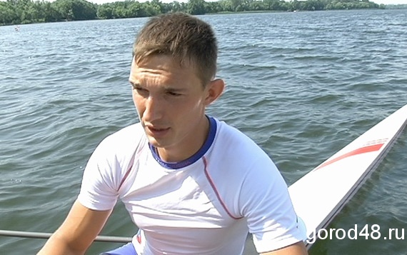 Юрий Пшеничников готовится к чемпионату мира по академической гребле Юрий Пшеничников готовится к чемпионату мира по академической гребле
