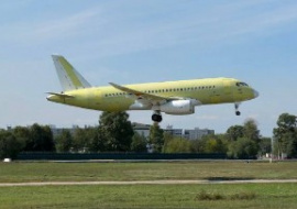 Импортозамещенный самолет SJ-100 успешно совершил первый полет в Комсомольске-на-Амуре