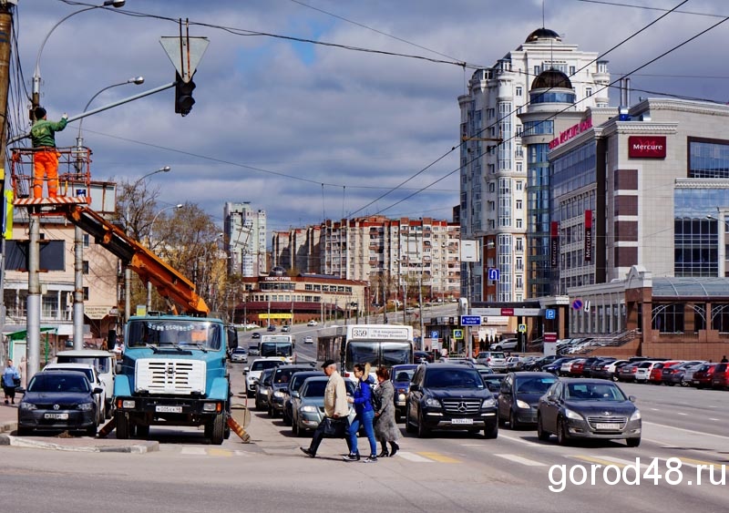 В Липецке опять запахло навозом В Липецке опять запахло навозом