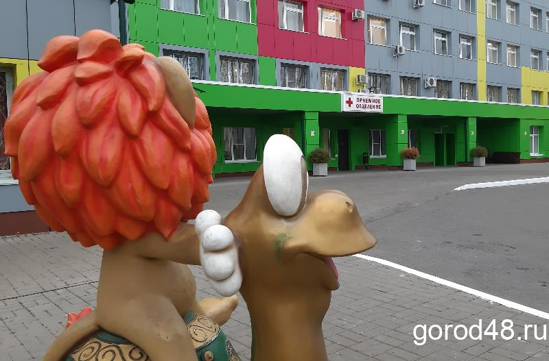 В Лебедяни трехлетний мальчик выпал из окна В Лебедяни трехлетний мальчик выпал из окна