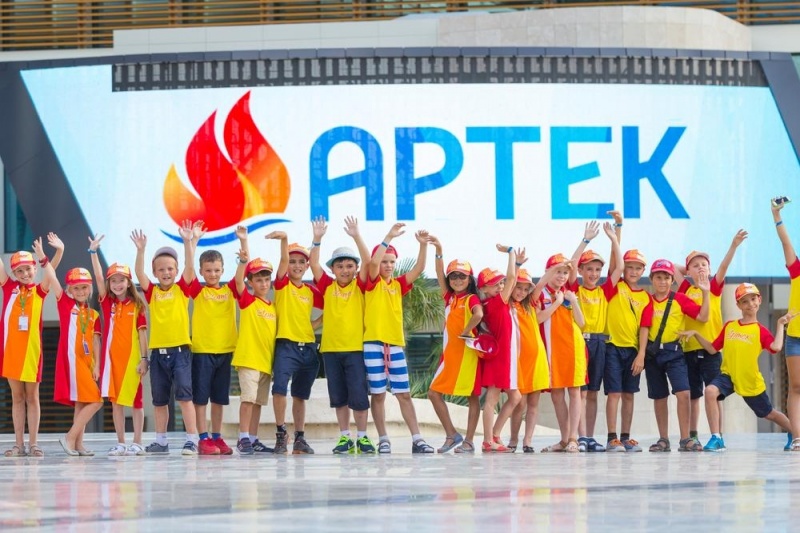 «Артек» принял девять детей из Сирии на отдых «Артек» принял девять детей из Сирии на отдых