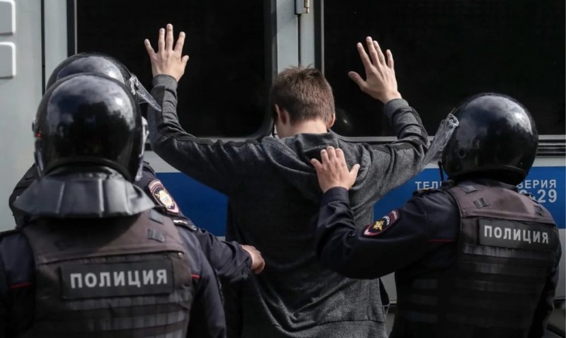 Липецкие священники и учителя выступили в защиту заключенных по «московскому делу» Липецкие священники и учителя выступили в защиту заключенных по «московскому делу»