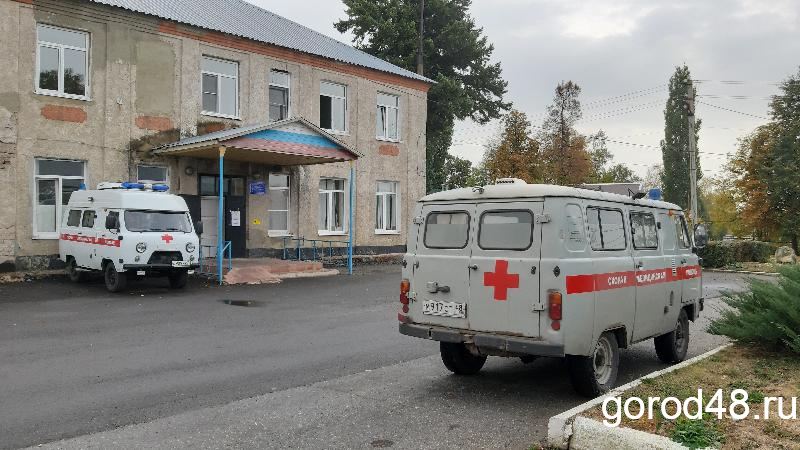 В Краснинской больнице ведут прием врачи из Липецка В Краснинской больнице ведут прием врачи из Липецка