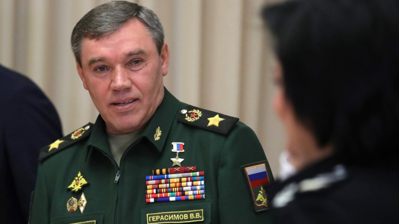 Генштаб заявил о создании в Крыму «самодостаточной группировки войск» Генштаб заявил о создании в Крыму «самодостаточной группировки войск»