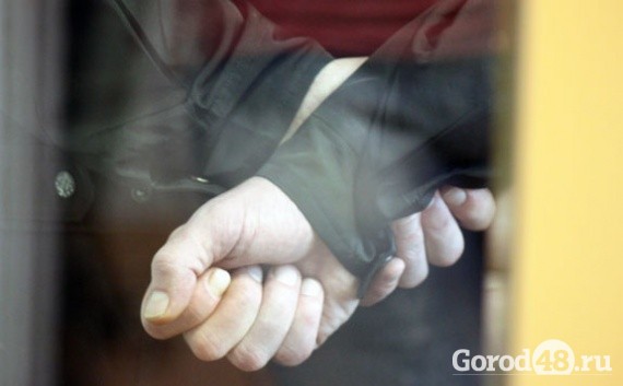 В Липецке задержали похитителя женских сумок В Липецке задержали похитителя женских сумок