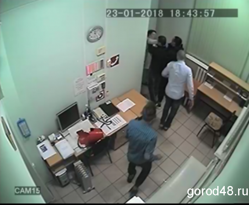 Дело об избиении елецких врачей вскоре направят в суд Дело об избиении елецких врачей вскоре направят в суд