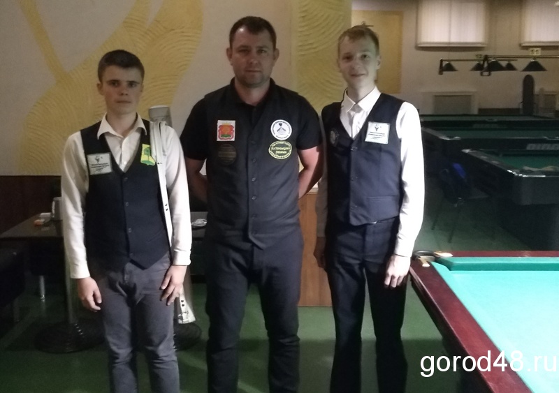 В финал взрослого чемпионата области по бильярду вышли… школьники, которым 13 и 14 лет В финал взрослого чемпионата области по бильярду вышли… школьники, которым 13 и 14 лет