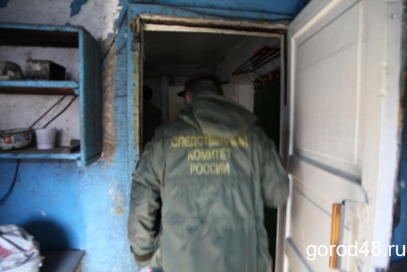 В яблоневом саду нашли тело забитого молотком 32-летнего мужчины, арестован 24-летний сосед убитого В яблоневом саду нашли тело забитого молотком 32-летнего мужчины, арестован 24-летний сосед убитого